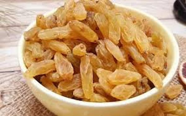 تصویر 1 از قیمت خرید کشمش طلایی بناب + فروش ویژه
